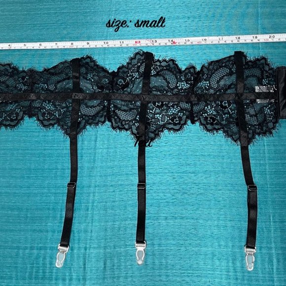 * NEW * Sexy Lingerie Bra Thong Set Lace Garter Belt Conjuntos Slutty Costume - Picture 8 of 16